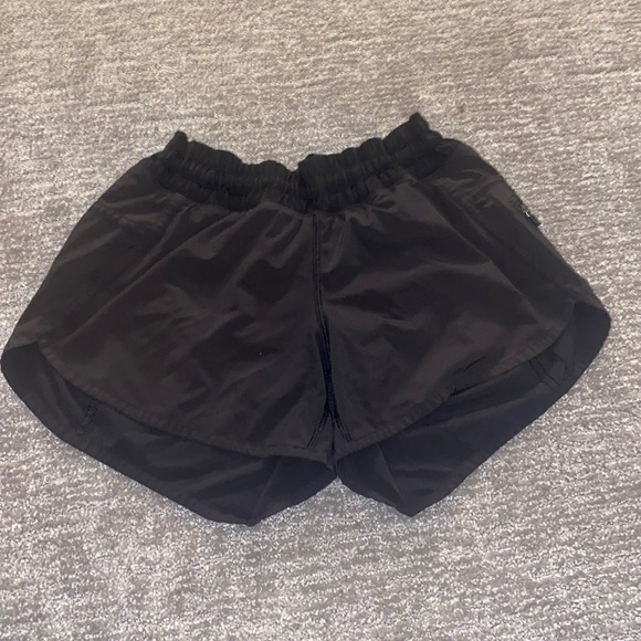Lululemon shorts - Picture 1 of 4